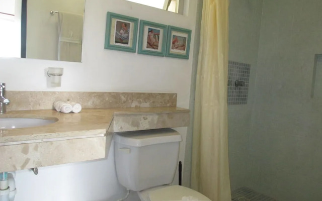 Mayan Luxury Penthouse by SunandSea