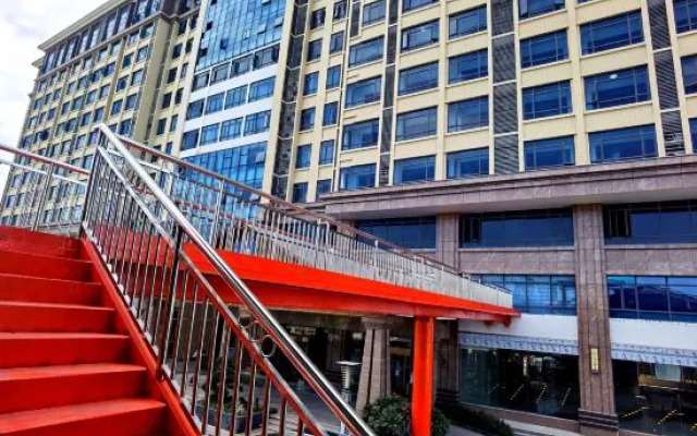 Royal Hot Spring Theme Inn