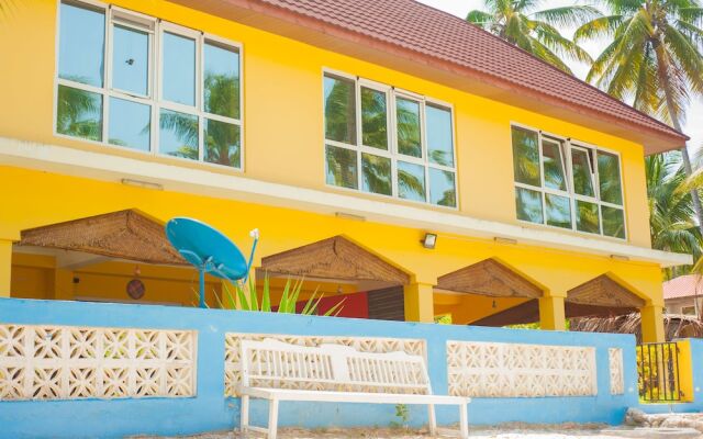 Bwejuu Beach Palm Villa Annex