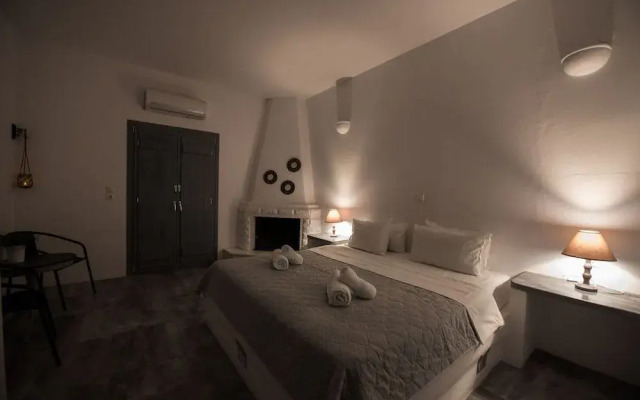 Ostria Studios-Apartments