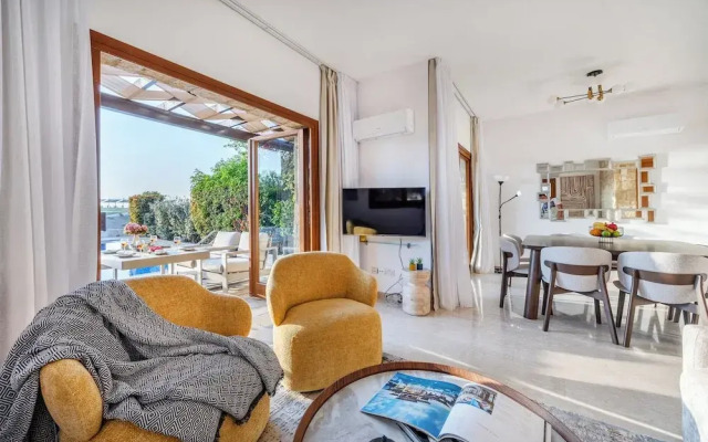 Hg06 Adjacent to Aphrodite Hills- Private Pool