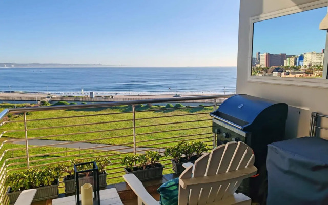 Ocean Whisper, 180 degree Ocean View, 605 Quayside
