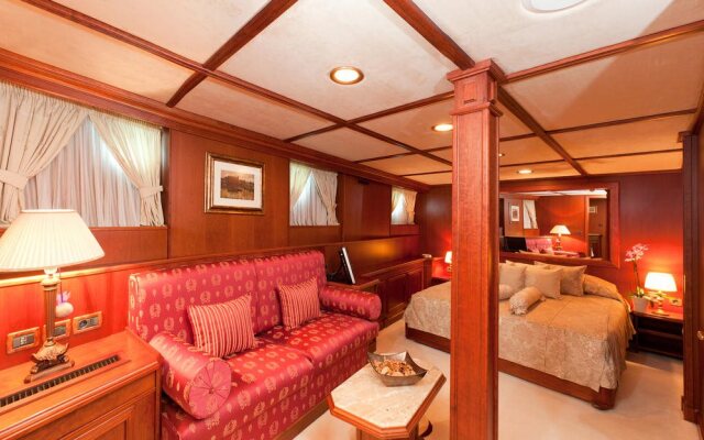 Seagull II Static Charter