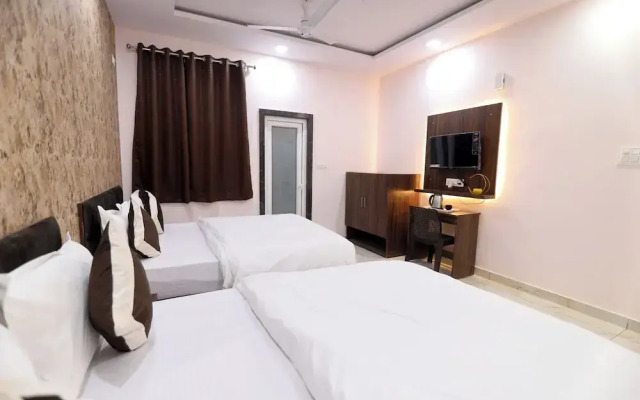 Shree Krishna Inn