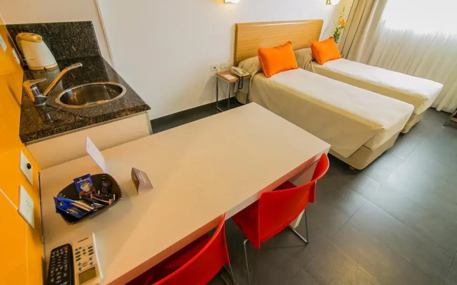 Roberta Rosa de Fontana Suites