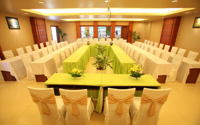 Canary Beach Resort