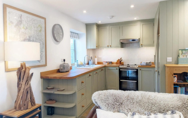 Hearnesbrook Barn , Emsworth