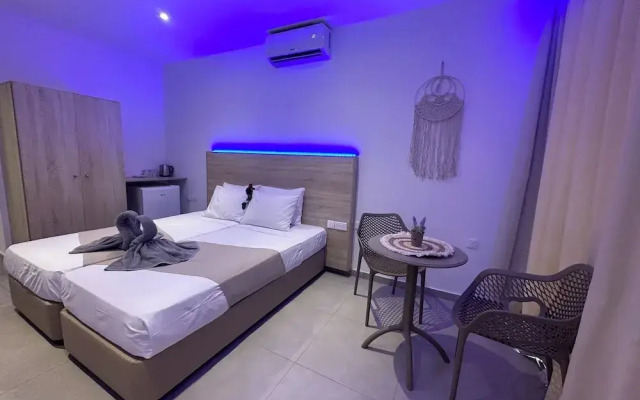Sun Plaza Suites - Adults Only