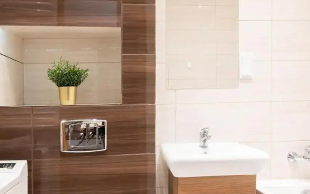 Własne M-Studio CENTRUM parter