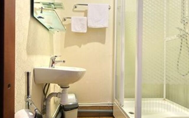 Rinaldi at Moskovskiy- I