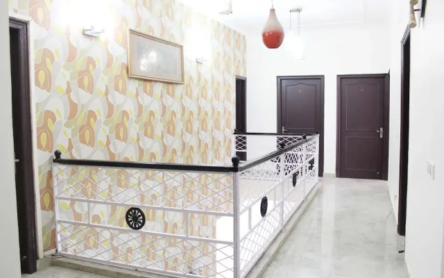 OYO 3251 Royal Inn