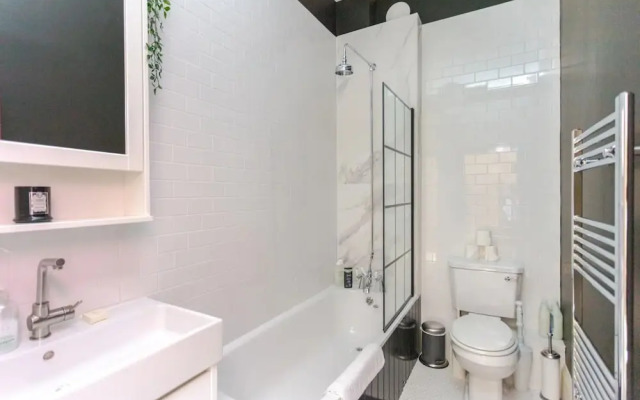 Stunning 2 Bedroom House in Peaceful London Fields
