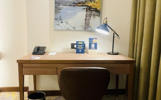 Golden Tulip Jalandhar