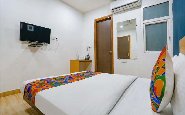 Fabhotel F9 Peeragarhi