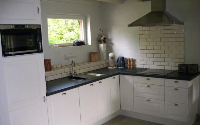 Cosy Holiday Home Near Centre