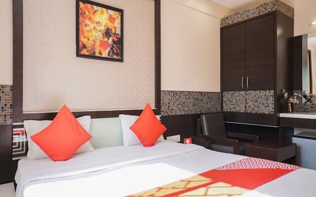 OYO 23693 Hotel Oberoi