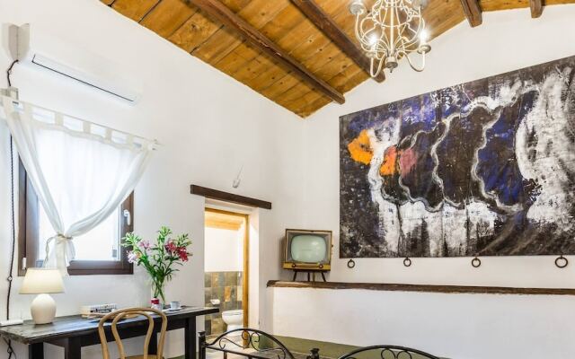 Authentic Sicilian Charm With Pool, Sea View, Parking & Wifi