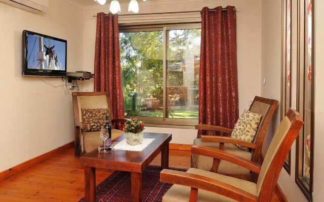 Eitan Wood Cabins