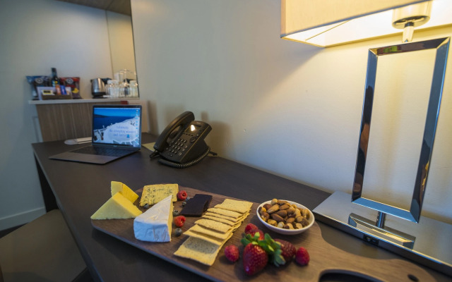 The Point Brisbane Hotel