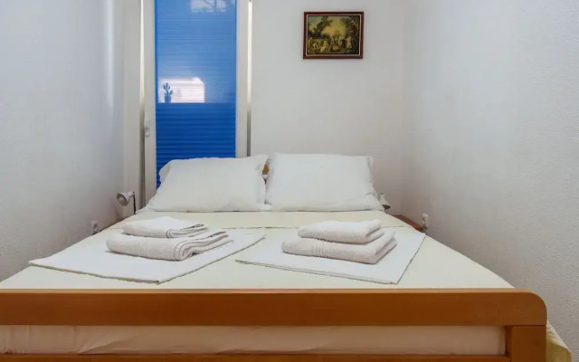 Sea View Apartment for 2-3 People - Family