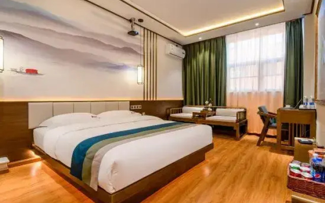 Journey Select Hotel (Qujing Xiaopo Branch)
