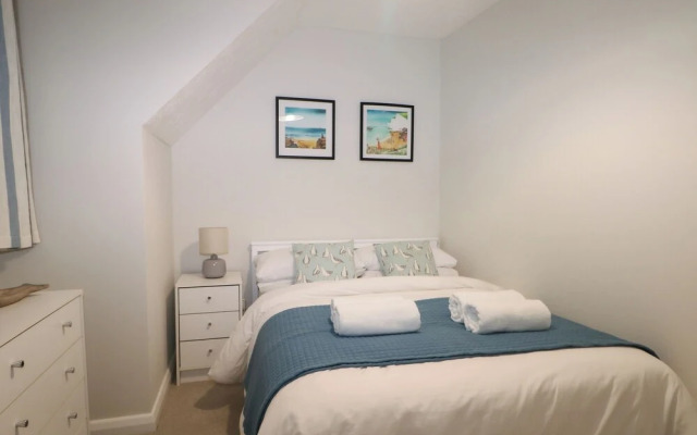 8 Sea Way