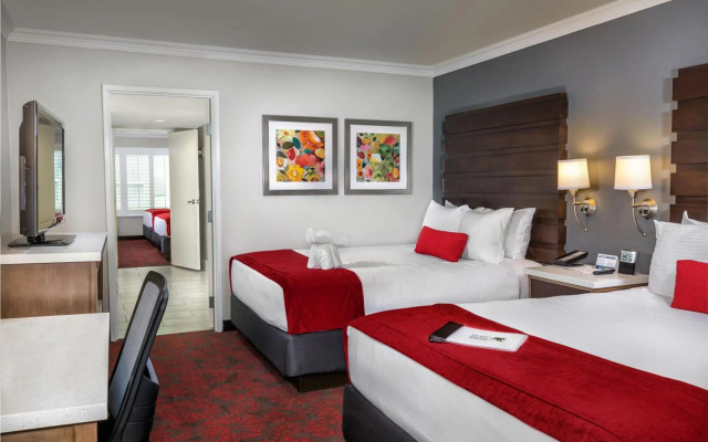 Desert Palms Hotel & Suites
