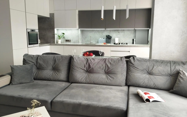 Origami на улице Генерала Буткова 20