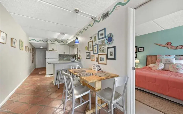 Jacksonville Beachdrifter 403 - Two Bedroom Condo