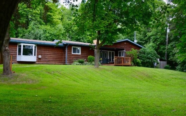 Tranquil Acres Guest House