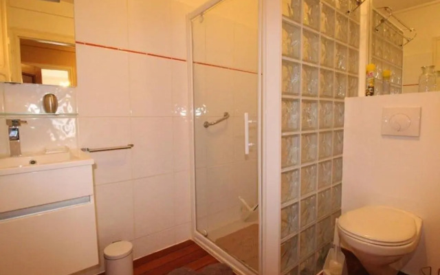 Appartement Bagnères-de-Luchon, 2 pièces, 4 personnes - FR-1-313-165