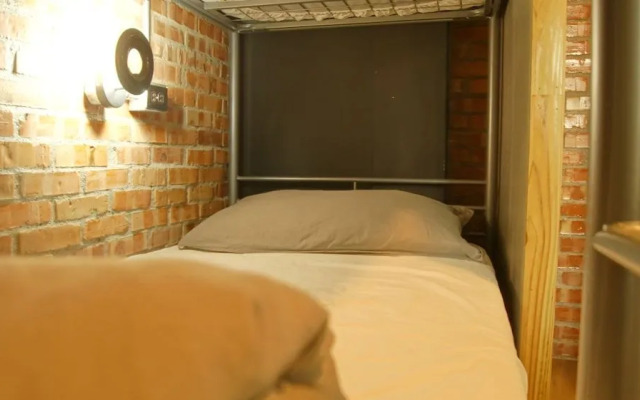52memories - Hostel
