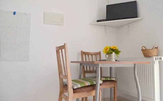 Sea View Apartment Leda