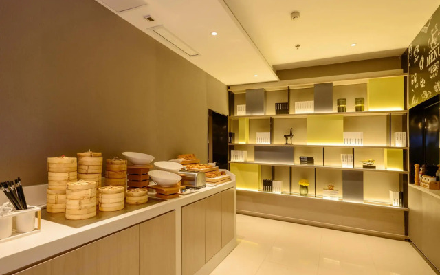 Starway Hotel Zhengzhou 2Nd Qquare Renmin Road