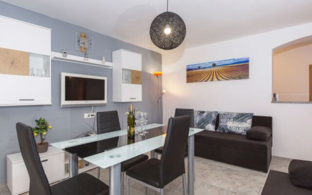 Apartment Korina Labin