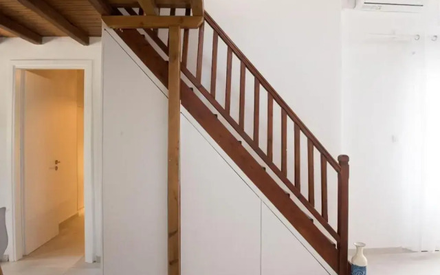 Glamorous 2BR Villa in Ornos w Sea View