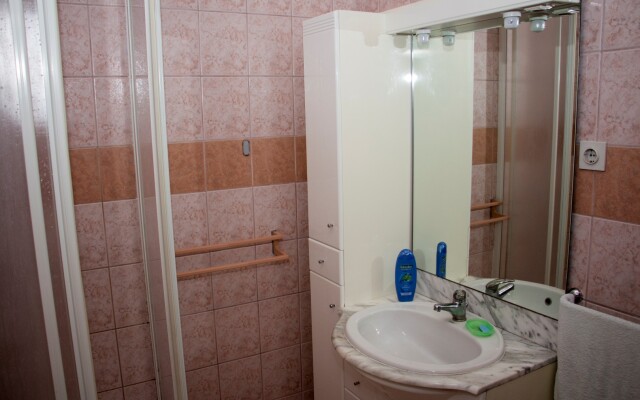 Apartment Radin - 2 bedroom apartment: A1 Vodice, Riviera Sibenik