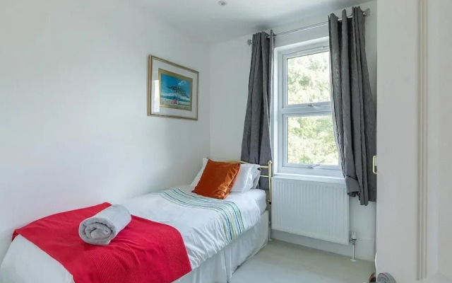 Wavertree House
