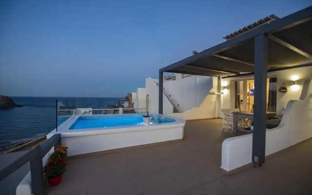 Myrsini's Luxury Suites