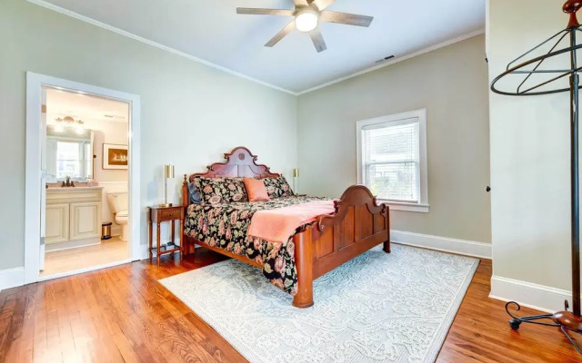 Adorable Charlotte Vacation Rental in Noda!