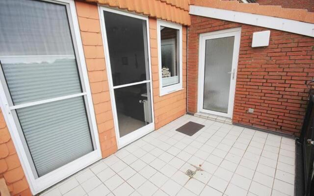 Ferienwohnung-10-mit-Balkon-Garten-Landhaus-Hubertus-Duhnen