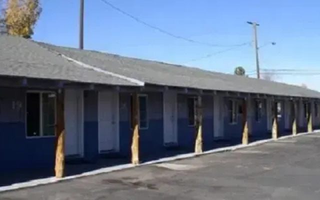 Hacienda Motel