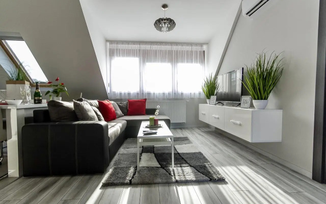 Grey Suites Pecs