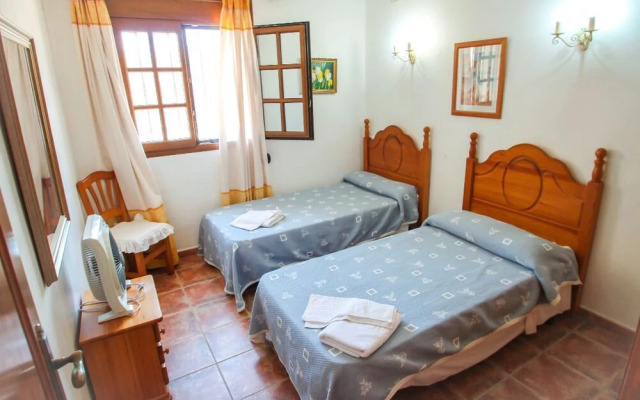 Sala I - family-friendly holiday house in Calpe