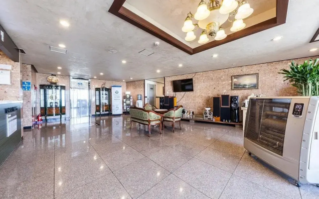 Yangyang Sunrise Hotel