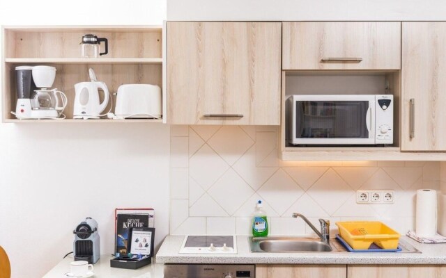 Ruhiges Apartment mit Balkon #r26