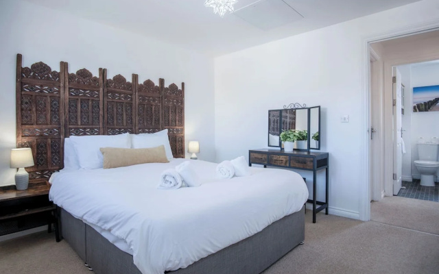 Swn Y Mor - 4 Bedroom - Llanelli