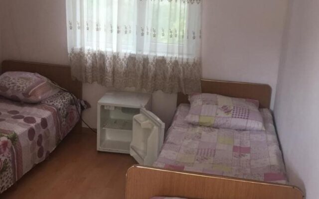 Bely Parus Hotel