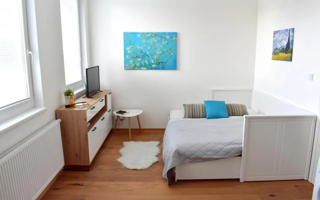 Airstay Prague apartment: Grebovka