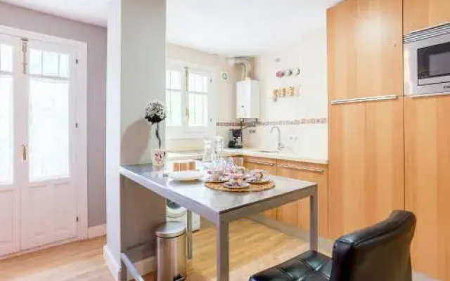 Mundo Nuevo: Acogedor Apartamento En El Centro